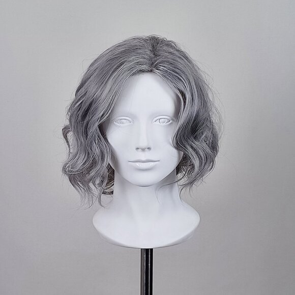 Grey Short Wavy Bob Wig - Picture 12 of 12